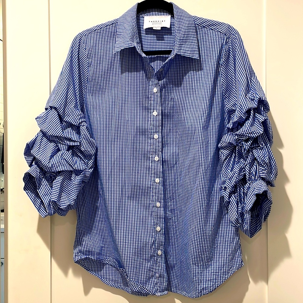 The shirt by Rochelle Behrens